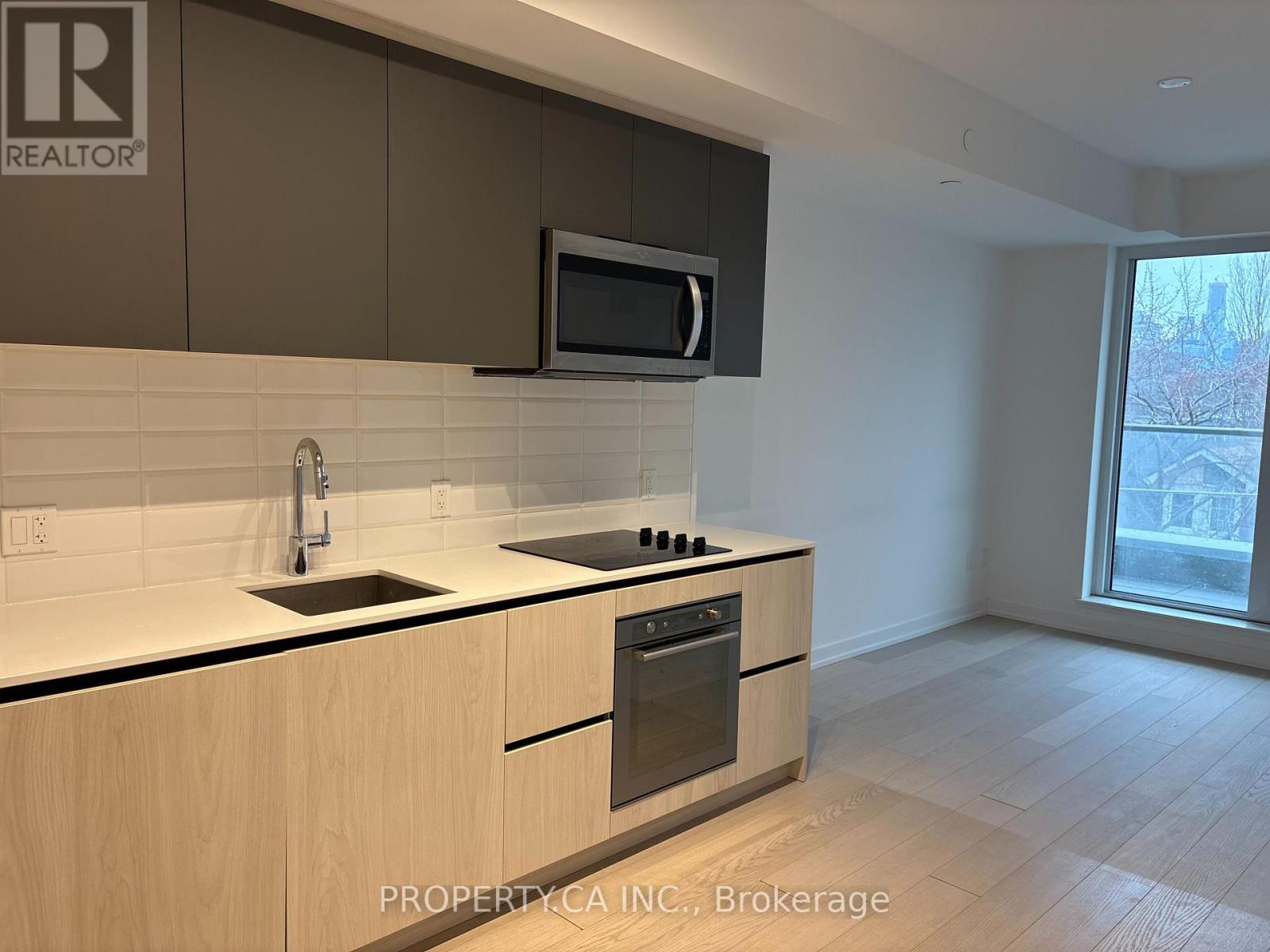 413 - 150 Logan Street, Toronto, Ontario  M4M 0E4 - Photo 1 - E12689390