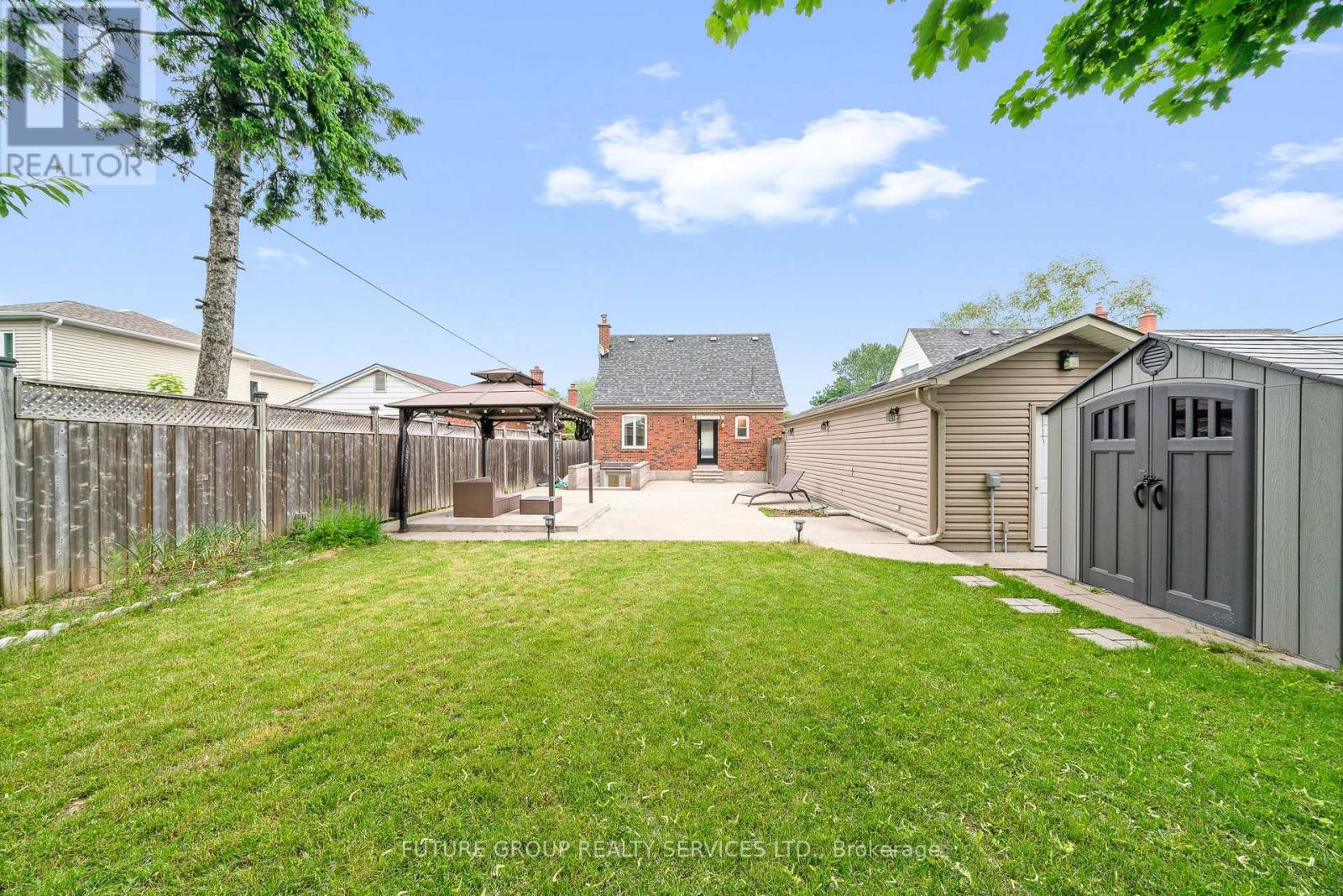 16 Bergen Upper Avenue, Toronto, Ontario  M1P 1R9 - Photo 23 - E12689450