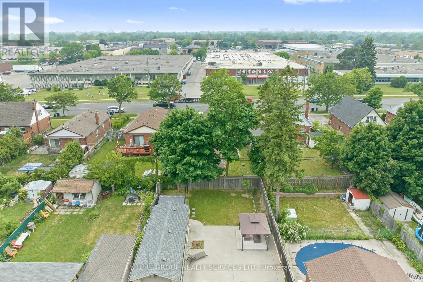 16 Bergen Upper Avenue, Toronto, Ontario  M1P 1R9 - Photo 27 - E12689450