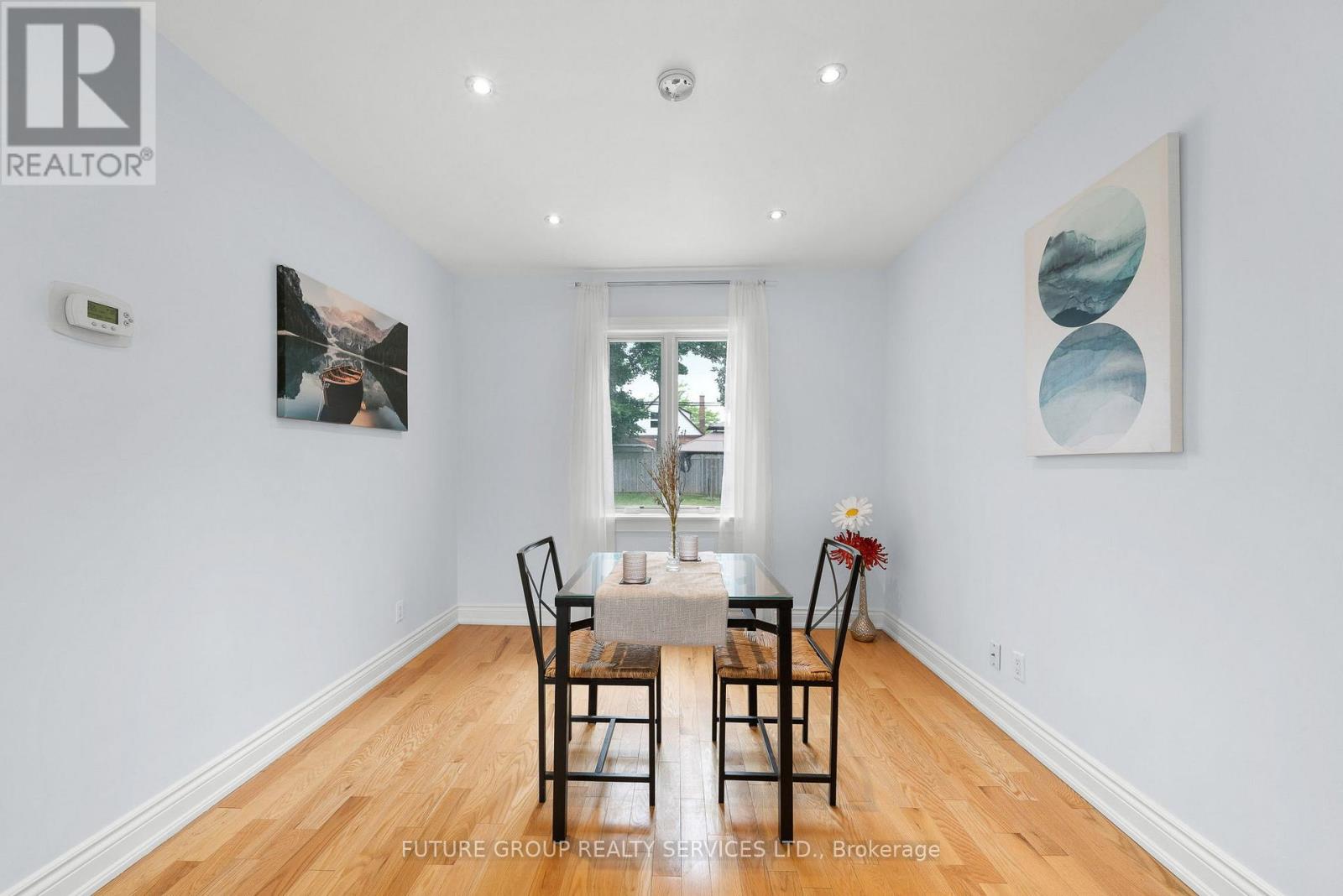 16 Bergen Upper Avenue, Toronto, Ontario  M1P 1R9 - Photo 9 - E12689450