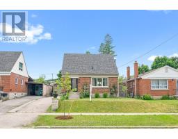 16 BERGEN UPPER AVENUE, Toronto, Ontario
