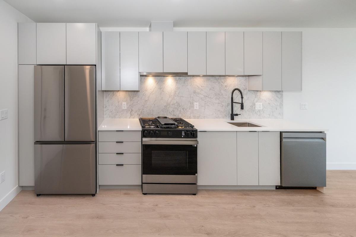 509 13238 105th Avenue, Surrey, British Columbia  V3T 0W1 - Photo 2 - R3078632