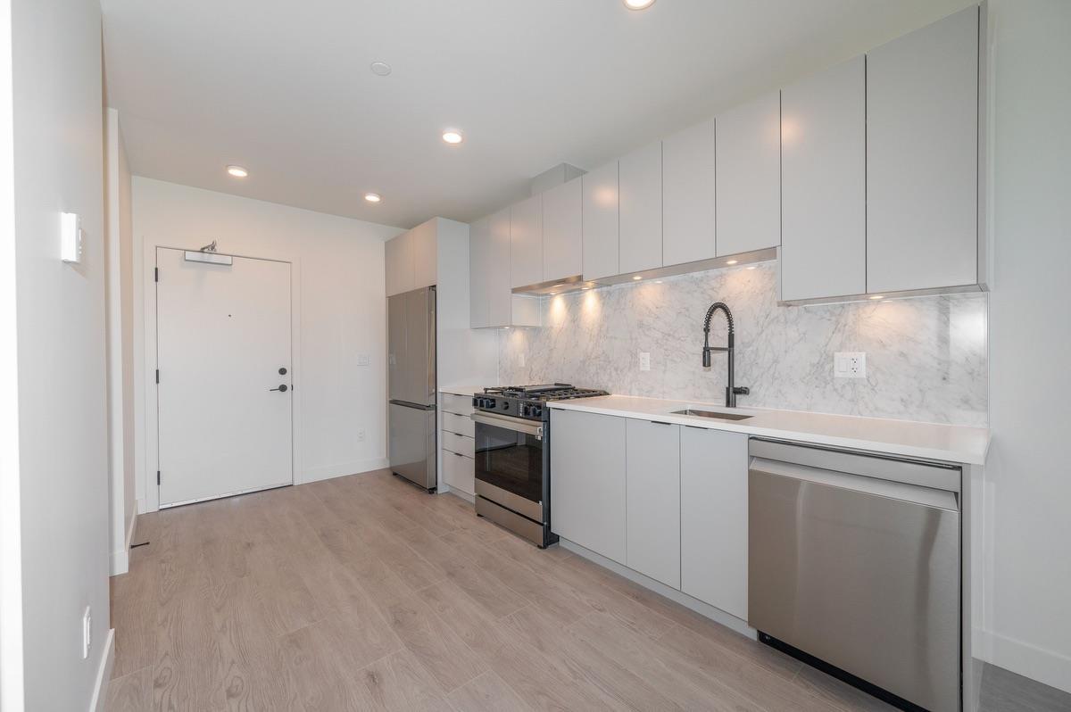 509 13238 105th Avenue, Surrey, British Columbia  V3T 0W1 - Photo 5 - R3078632