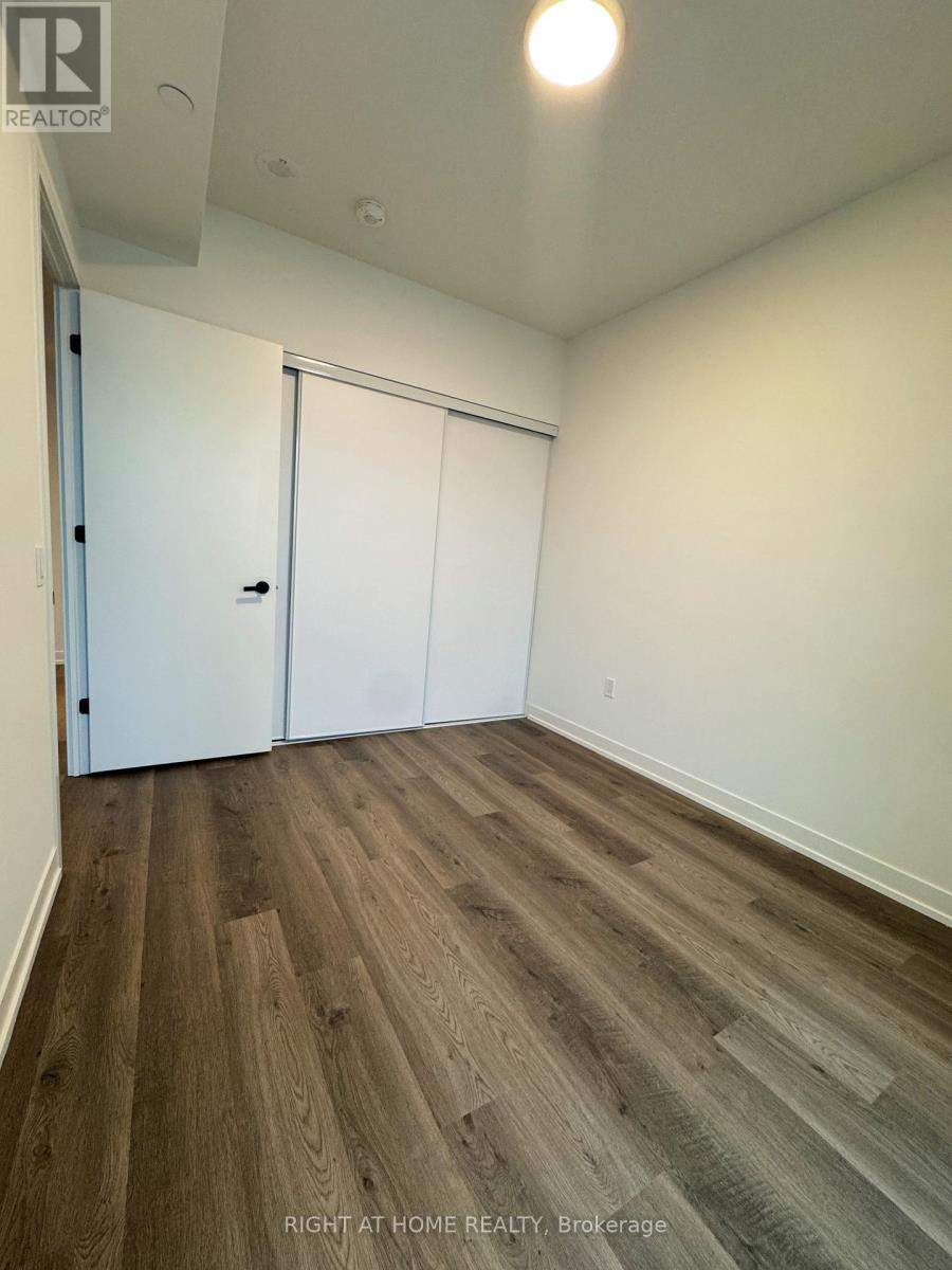 3810 - 8 Interchange Way, Vaughan, Ontario  L4K 0R2 - Photo 14 - N12689302