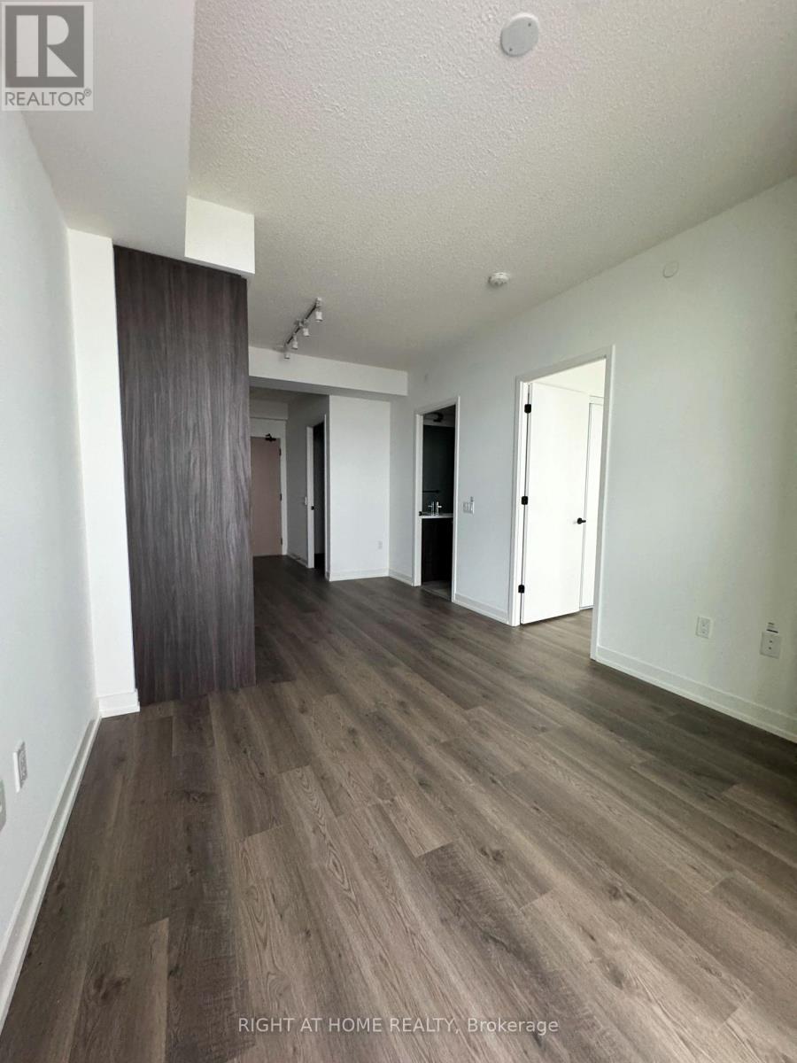 3810 - 8 Interchange Way, Vaughan, Ontario  L4K 0R2 - Photo 30 - N12689302