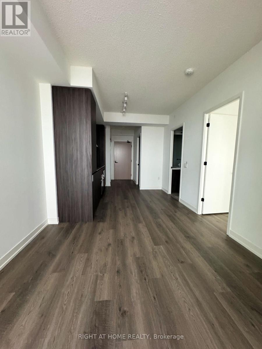 3810 - 8 Interchange Way, Vaughan, Ontario  L4K 0R2 - Photo 31 - N12689302