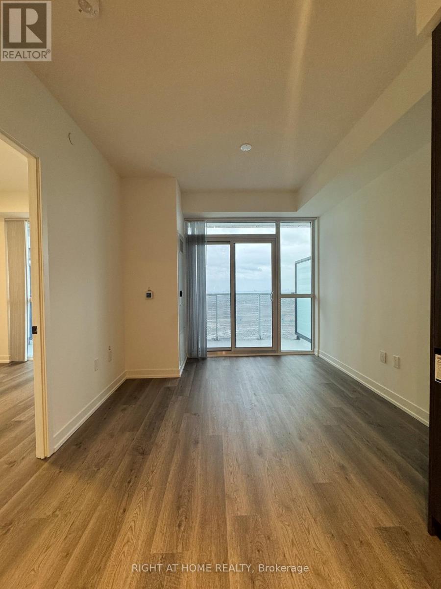 3810 - 8 Interchange Way, Vaughan, Ontario  L4K 0R2 - Photo 8 - N12689302