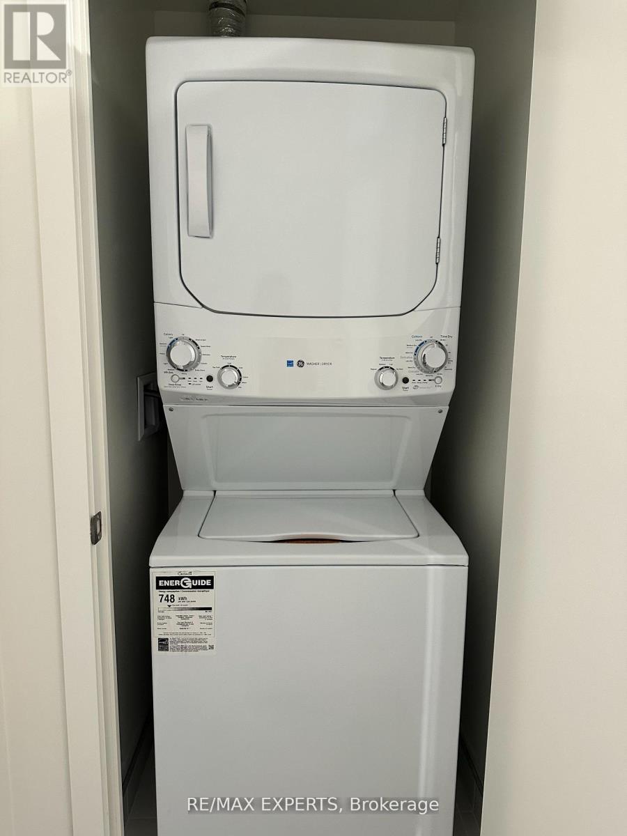 606 - 185 Deerfield Road, Newmarket, Ontario  L3Y 0G7 - Photo 12 - N12689342