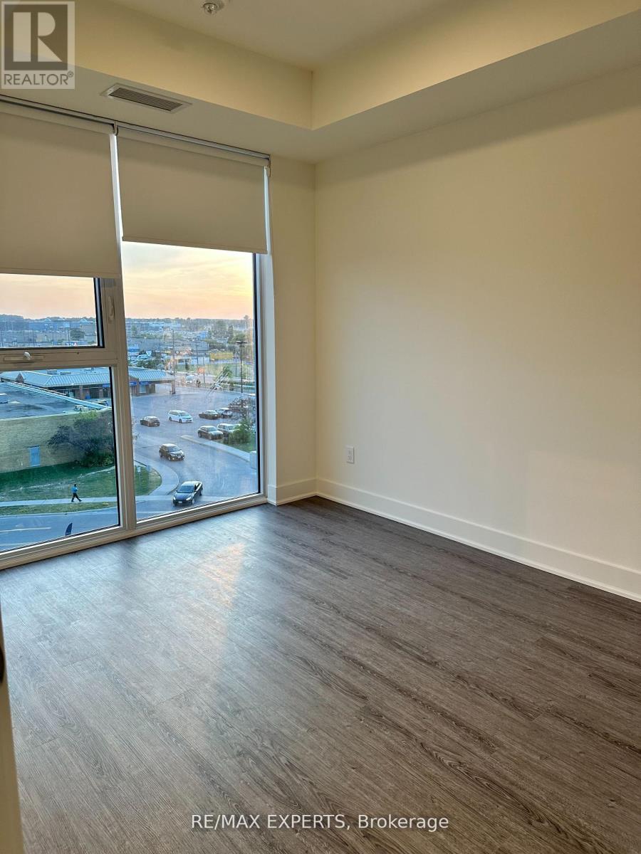 606 - 185 Deerfield Road, Newmarket, Ontario  L3Y 0G7 - Photo 7 - N12689342