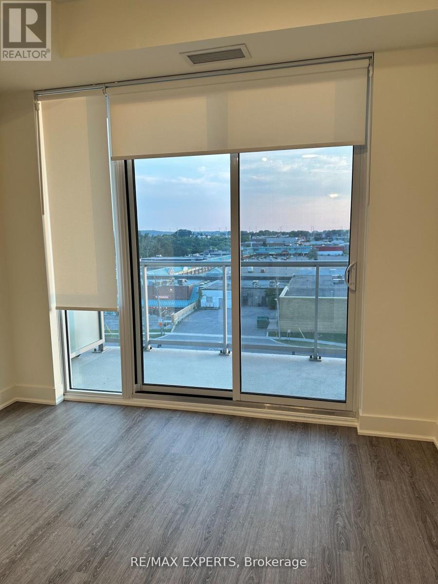 606 - 185 Deerfield Road, Newmarket, Ontario  L3Y 0G7 - Photo 8 - N12689342