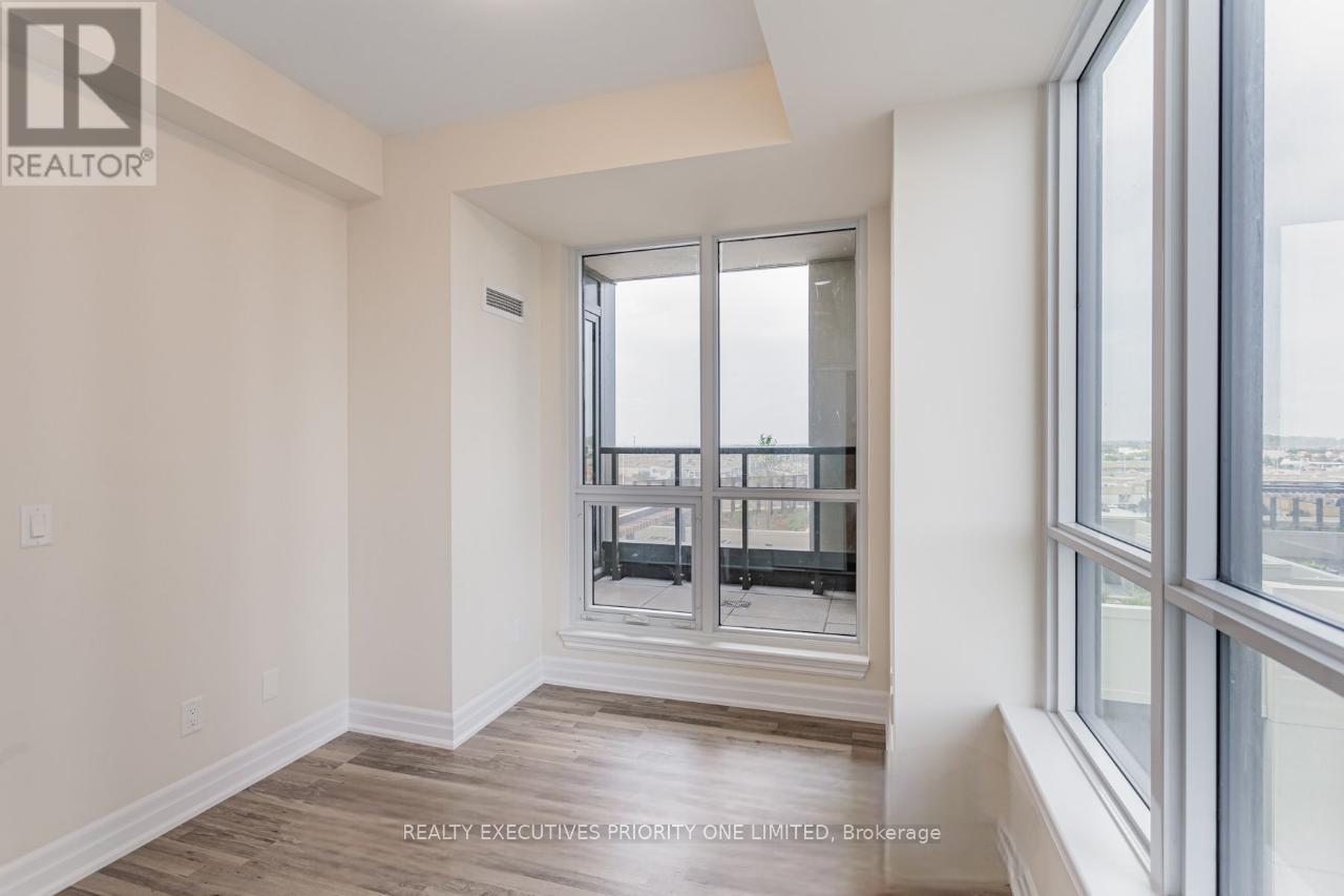 809 - 9075 Jane Street, Vaughan, Ontario  L4K 0L7 - Photo 10 - N12689374