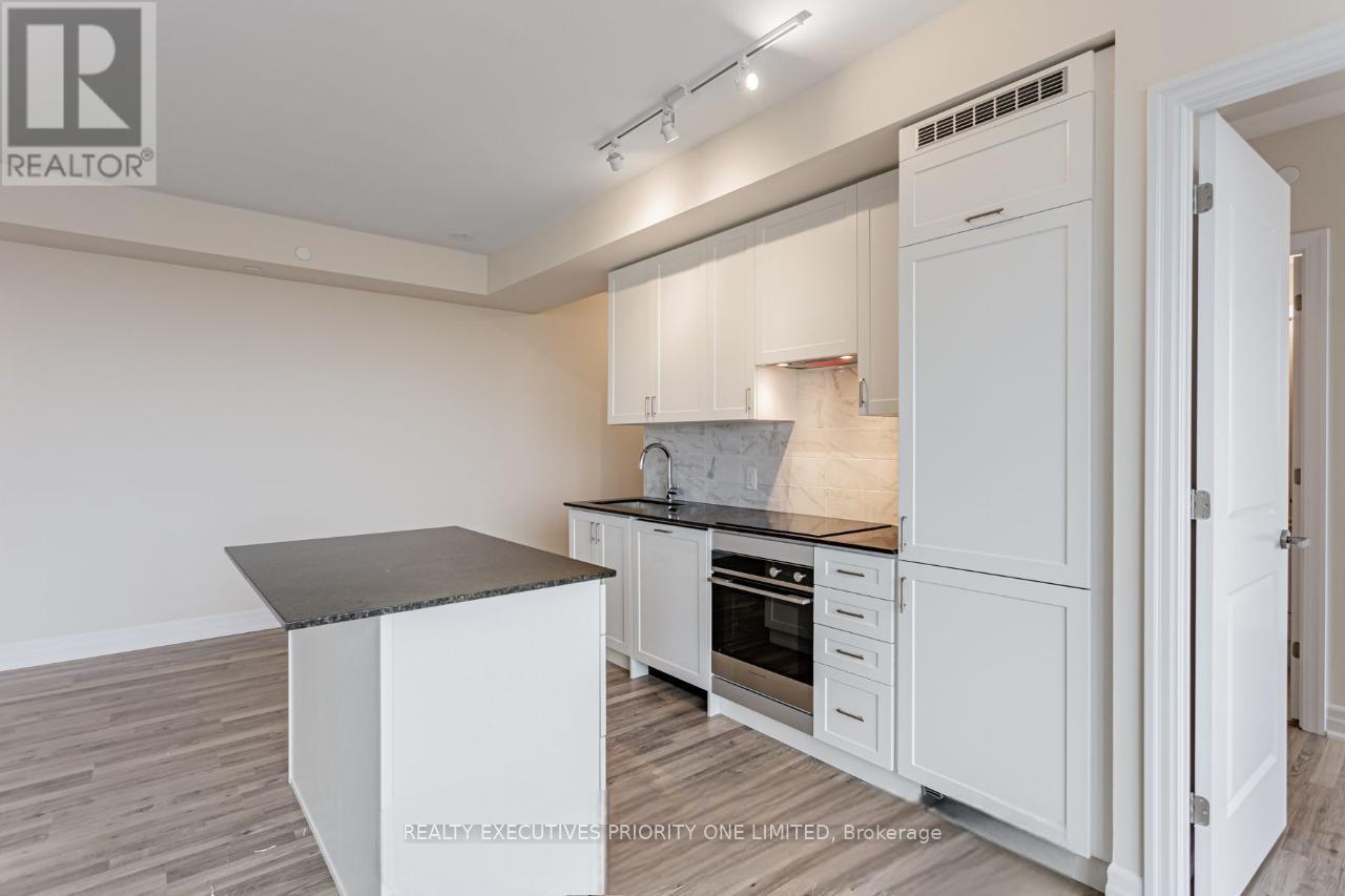 809 - 9075 Jane Street, Vaughan, Ontario  L4K 0L7 - Photo 4 - N12689374