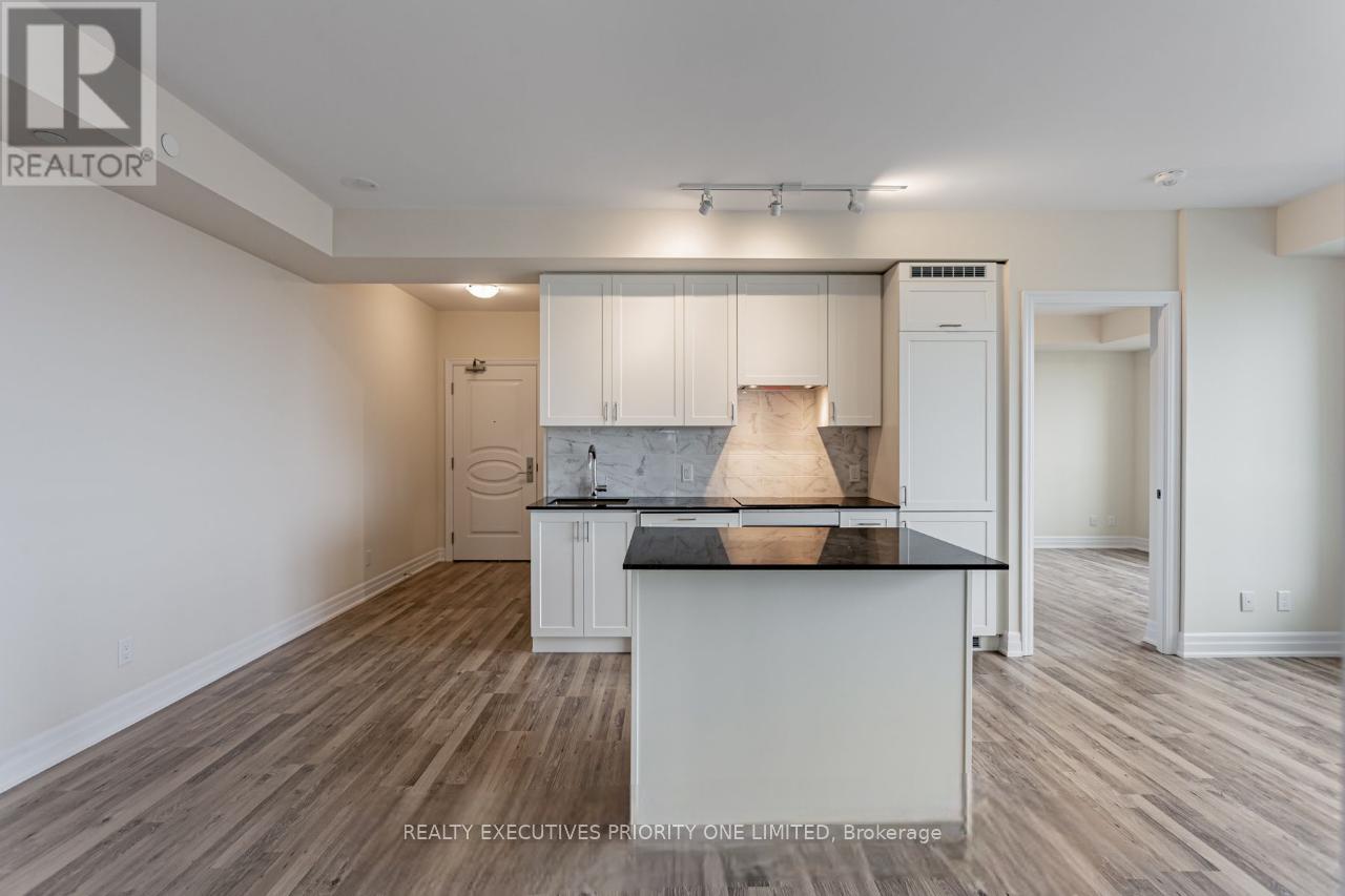 809 - 9075 Jane Street, Vaughan, Ontario  L4K 0L7 - Photo 7 - N12689374