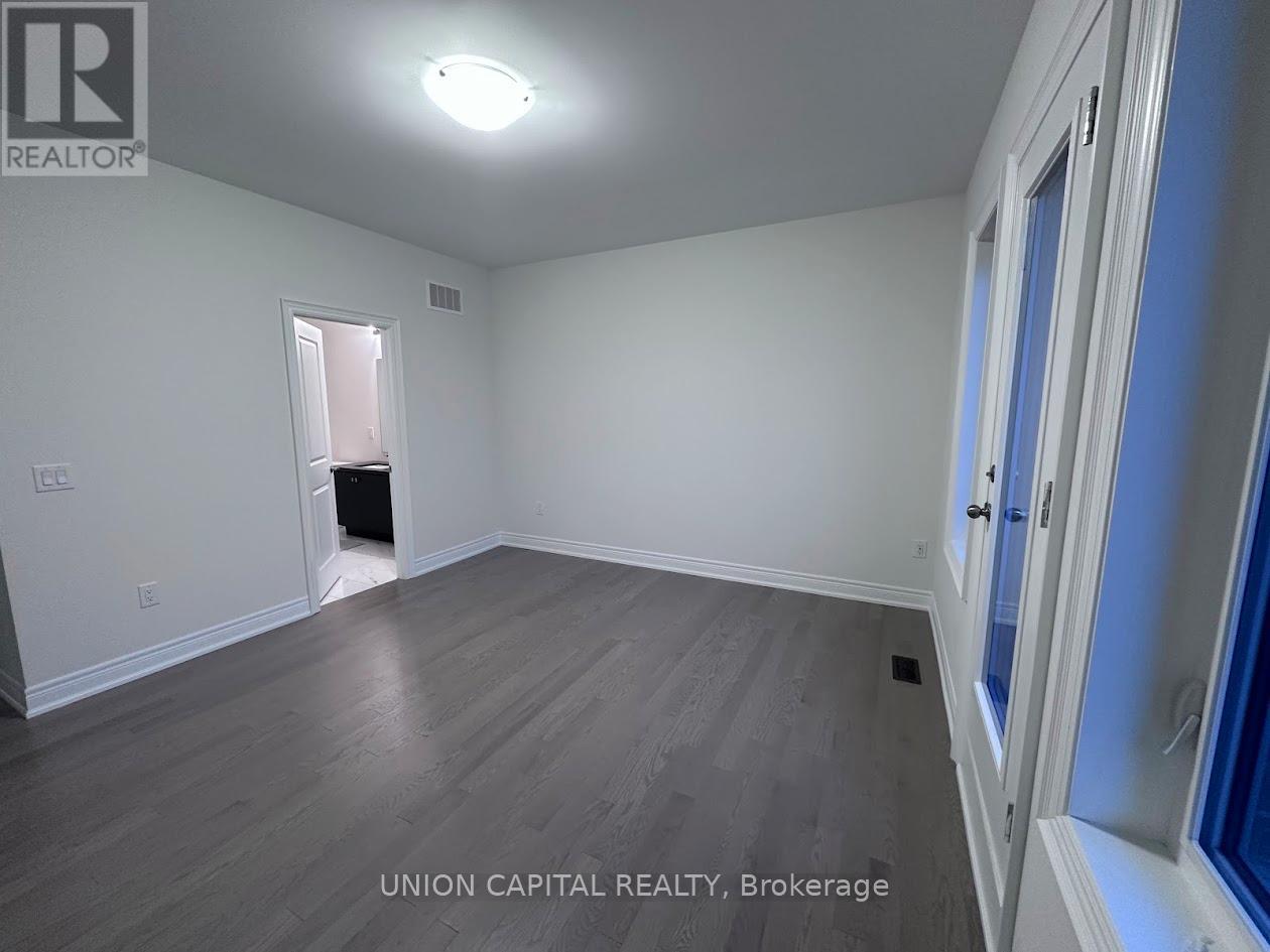 555 Vine Cliff Boulevard, Markham, Ontario  L6C 3N4 - Photo 12 - N12689400