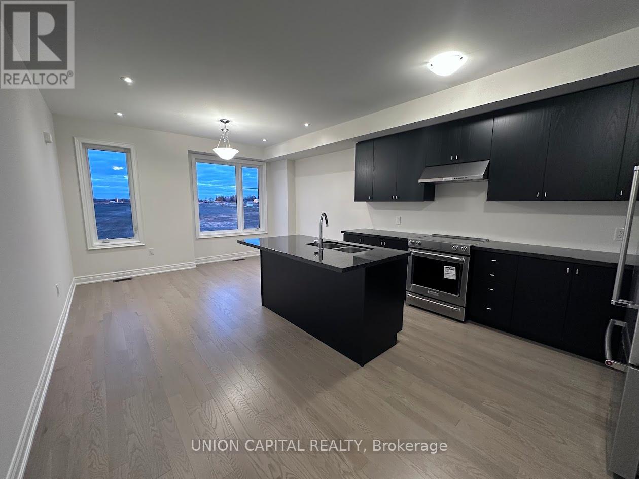 555 Vine Cliff Boulevard, Markham, Ontario  L6C 3N4 - Photo 7 - N12689400