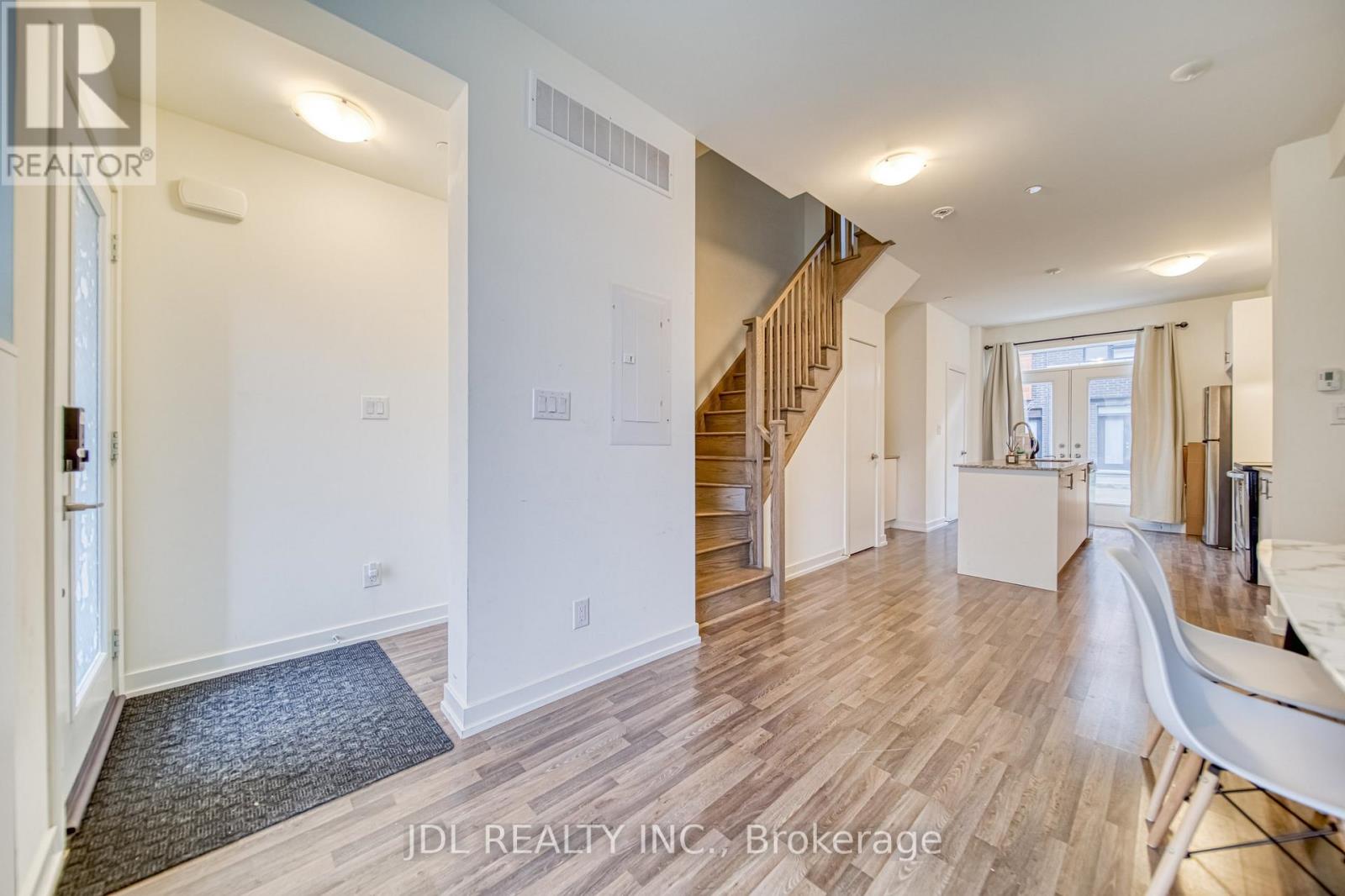 118 - 370d Red Maple Road, Richmond Hill, Ontario  L4C 5T4 - Photo 7 - N12689430