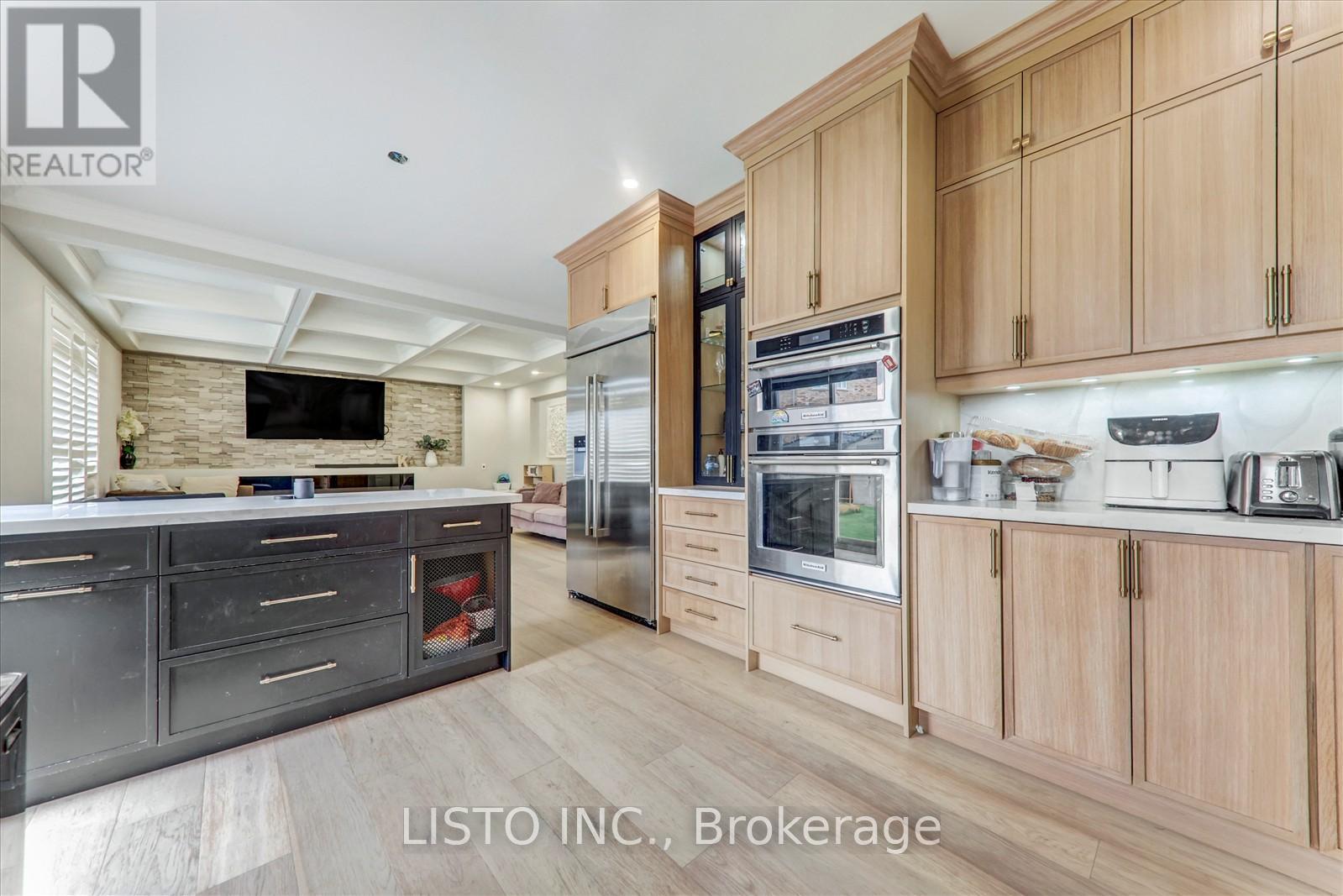 65 Warbler Circle, Toronto, Ontario  M1X 1V5 - Photo 19 - E12689350