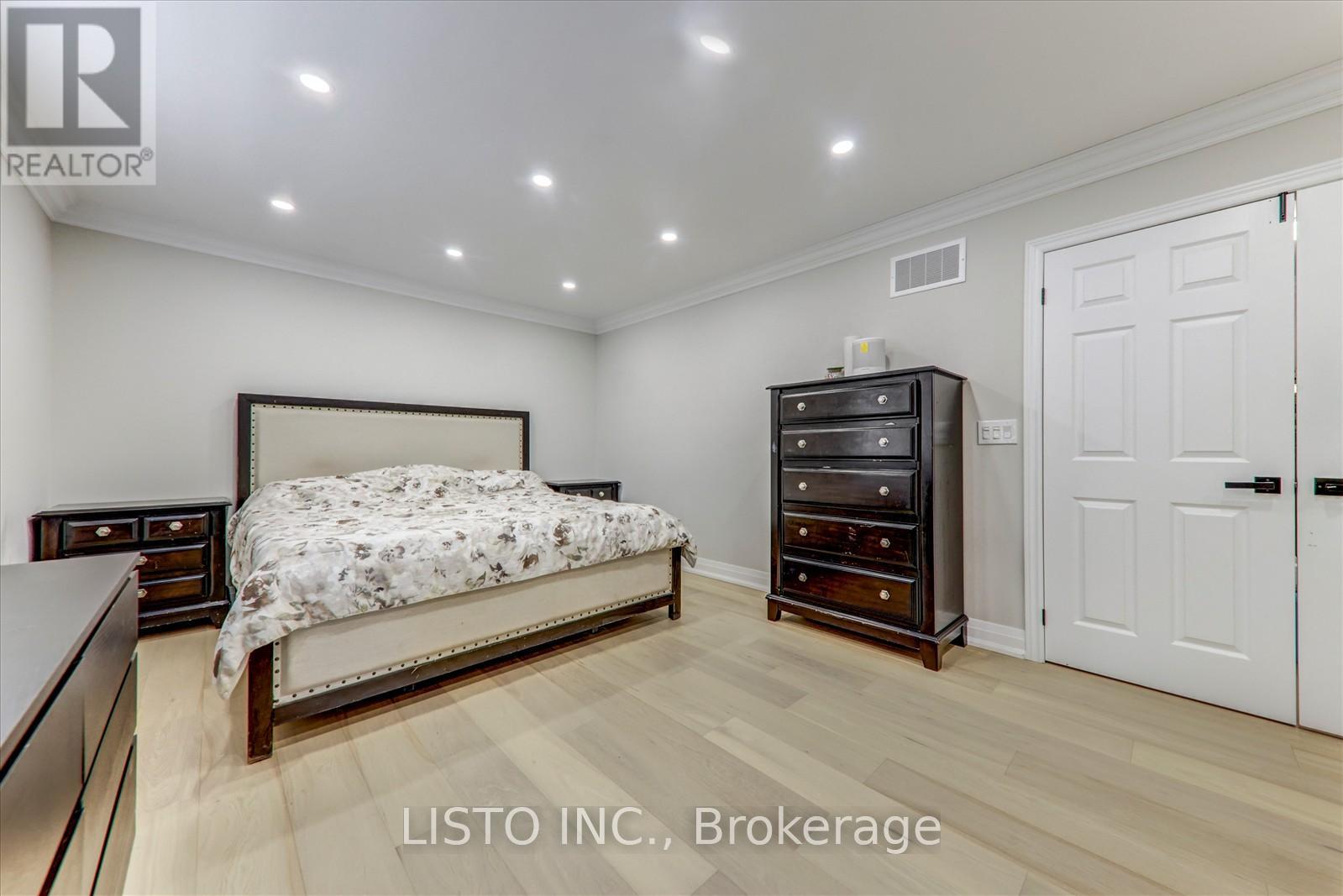 65 Warbler Circle, Toronto, Ontario  M1X 1V5 - Photo 24 - E12689350