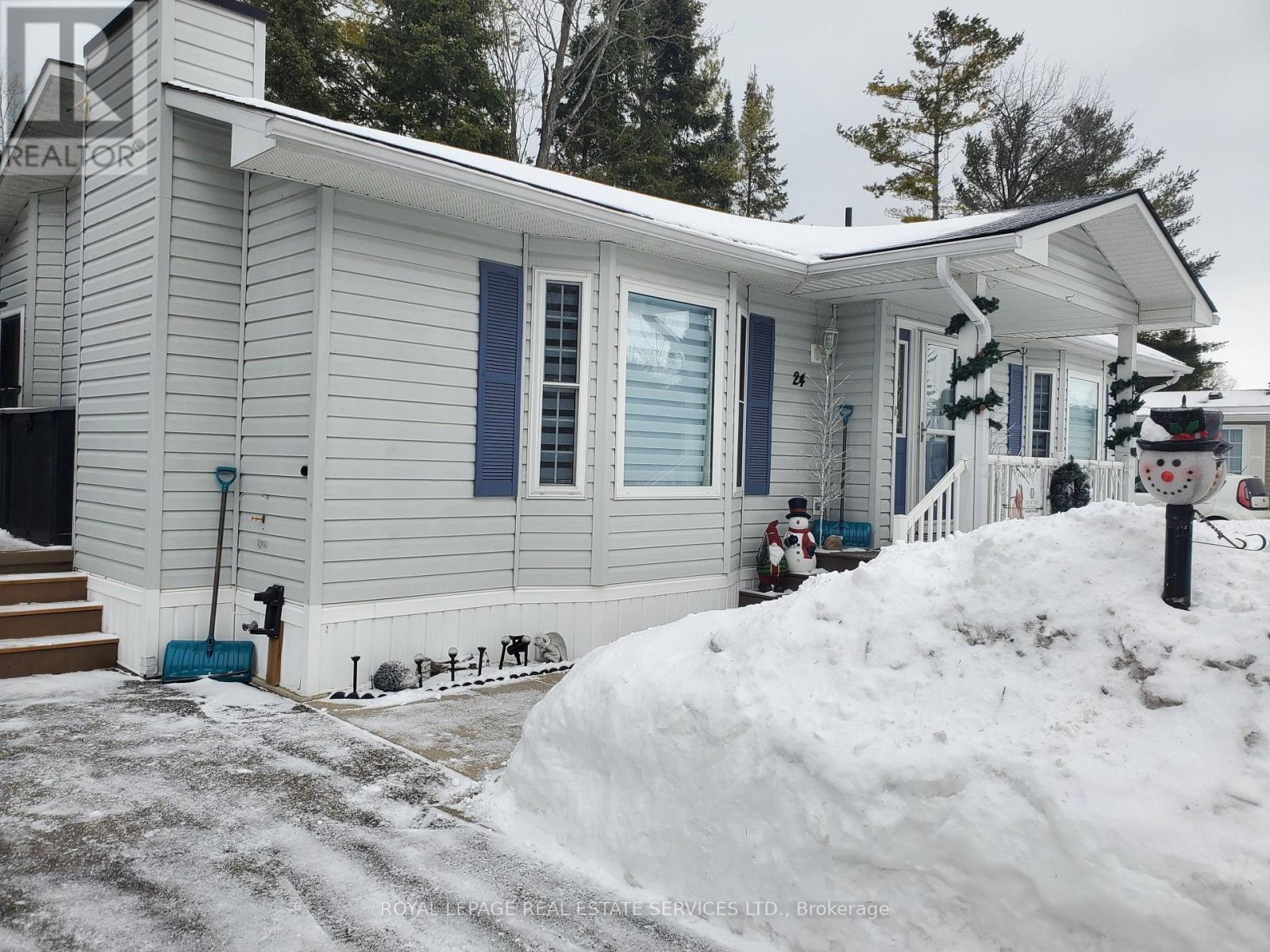 24 Topaz Street, Wasaga Beach, Ontario  L9Z 1X7 - Photo 29 - S12580524