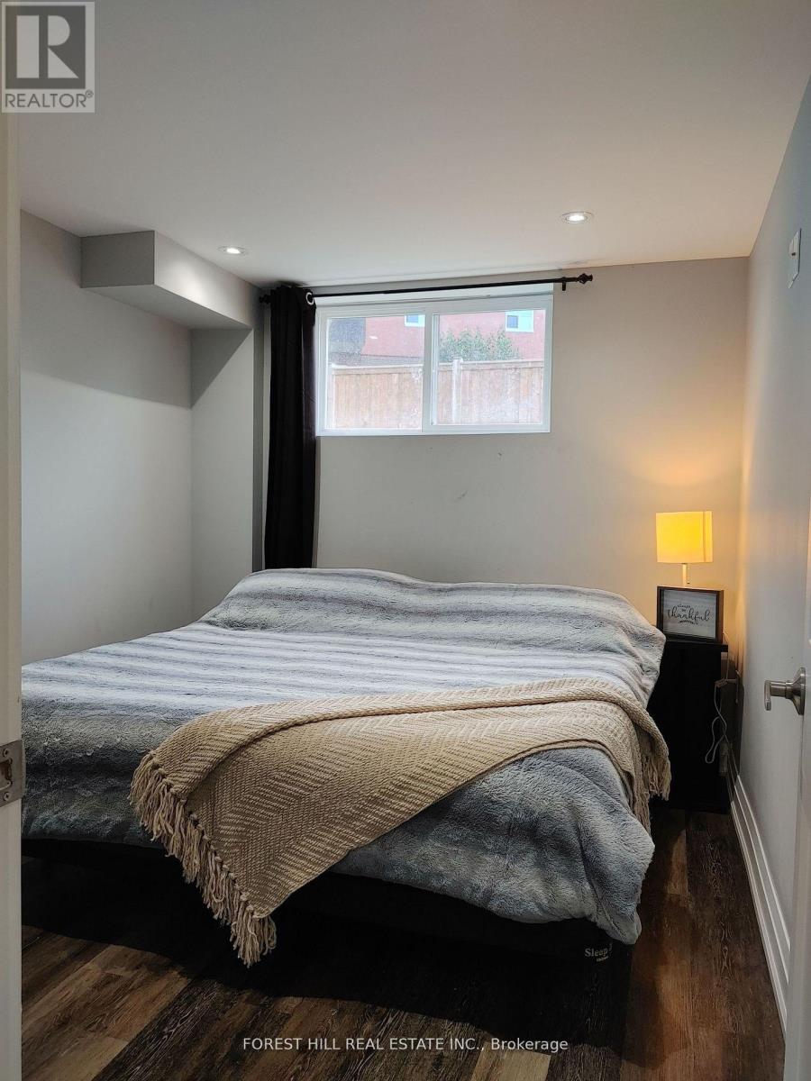 L-2 - 181 North Service Road E, Oakville, Ontario  L6H 1A4 - Photo 4 - W12689312