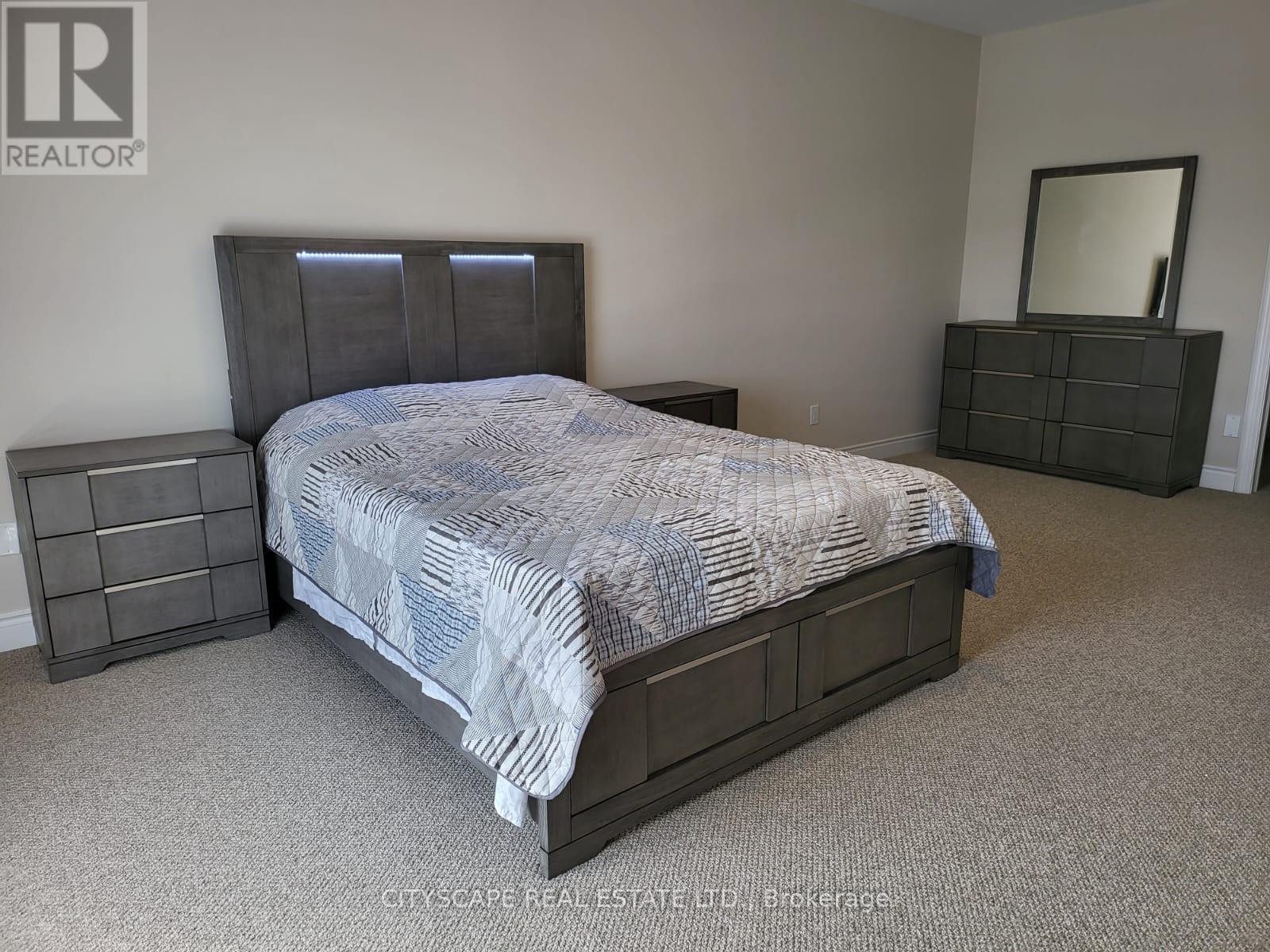 34 - 20 Lunar Crescent, Mississauga, Ontario  L5M 2R5 - Photo 16 - W12689340