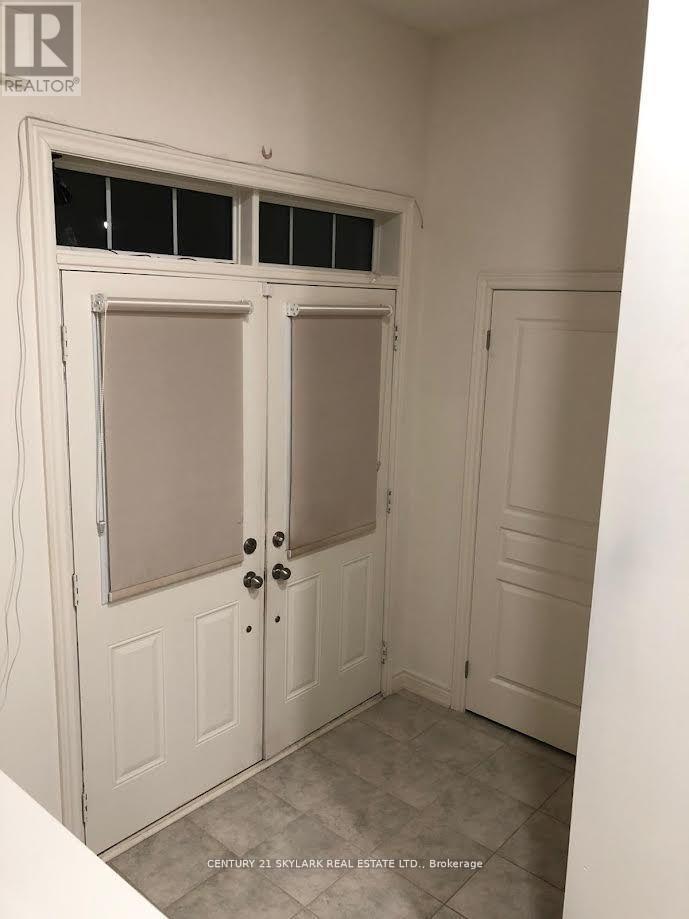 4 PRIMO ROAD, Brampton, Ontario