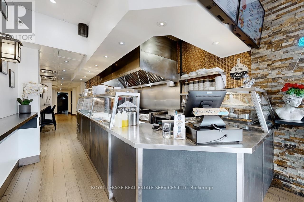 2184 Bloor Street W, Toronto, Ontario  M6S 1N3 - Photo 10 - W12689428