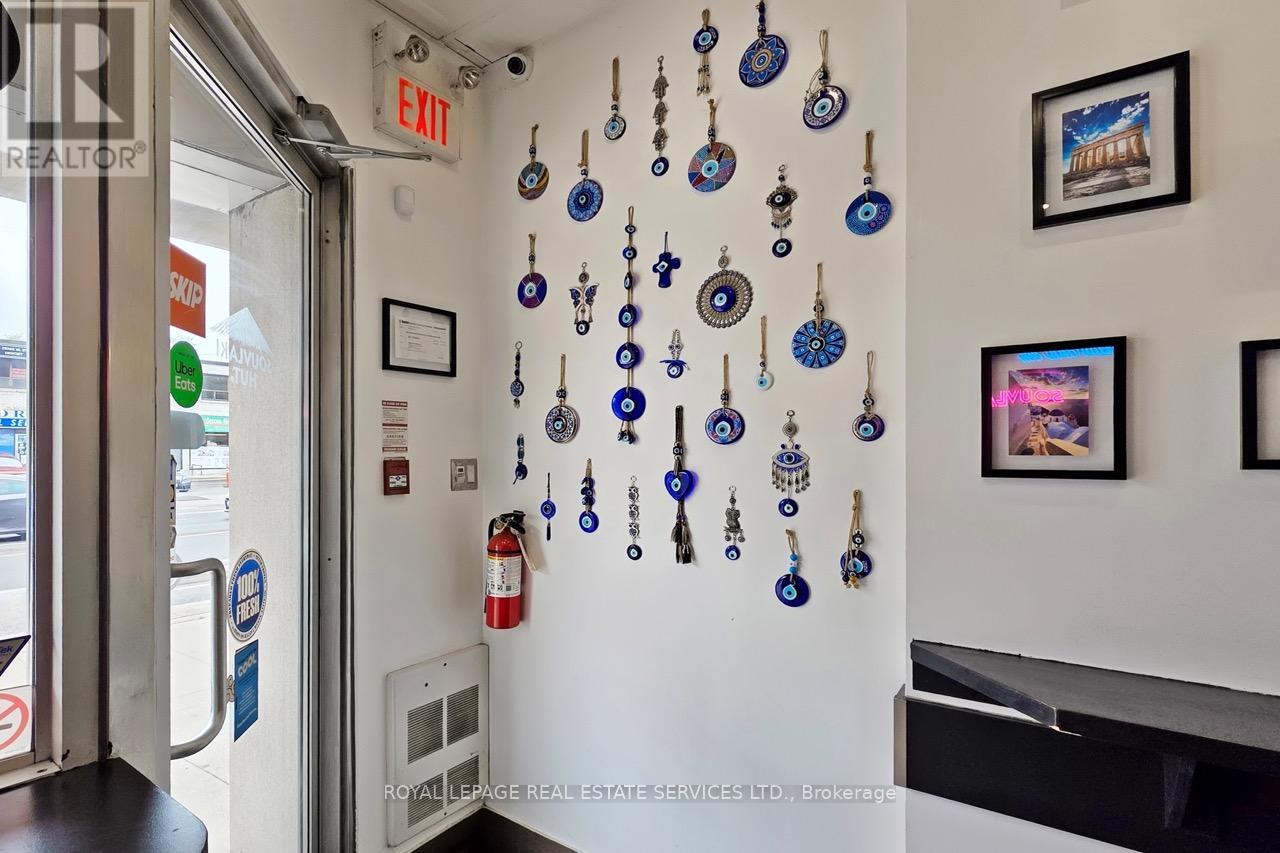 2184 Bloor Street W, Toronto, Ontario  M6S 1N3 - Photo 5 - W12689428