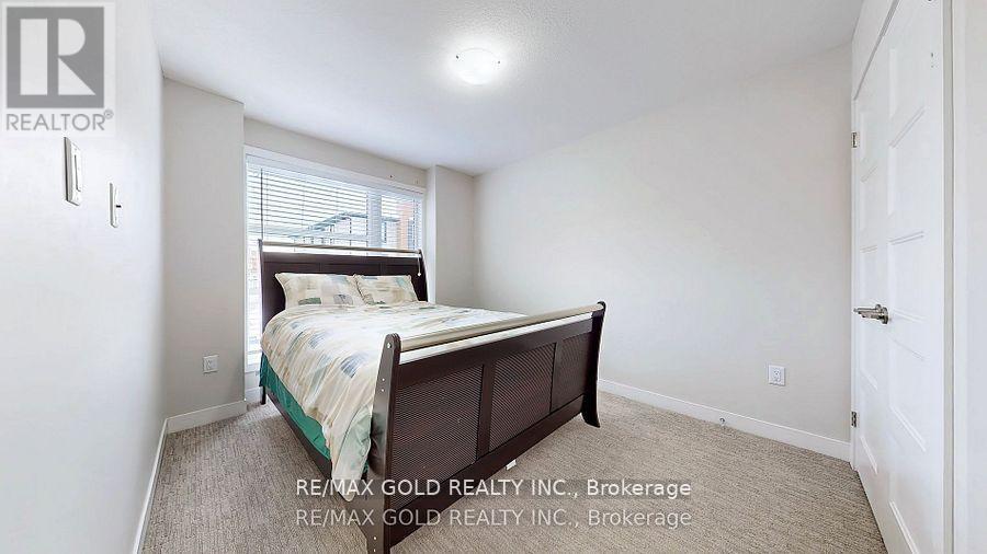 997 West Village Square, London North, Ontario  N6H 0J7 - Photo 28 - X12689328