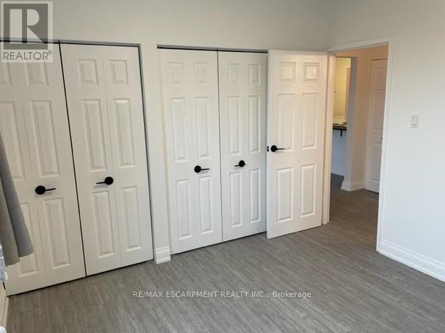 211 - 37 Mericourt Road, Hamilton, Ontario  L8S 2N5 - Photo 13 - X12689416