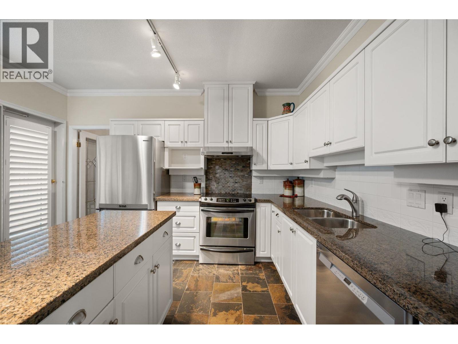 401s 1100 56 Street, Delta, British Columbia V4L 2N2 - Photo 19 - R3078533