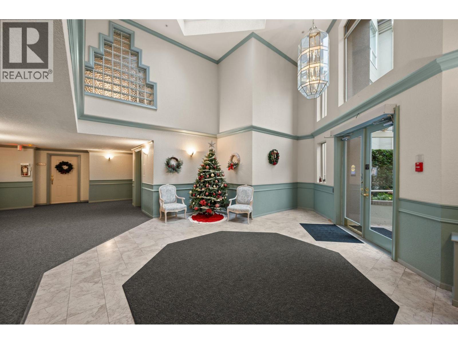 401s 1100 56 Street, Delta, British Columbia V4L 2N2 - Photo 5 - R3078533