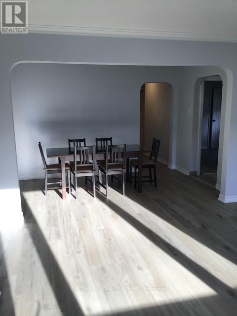 76 Holmstead Avenue, Toronto, Ontario  M4B 1T2 - Photo 14 - E12687044