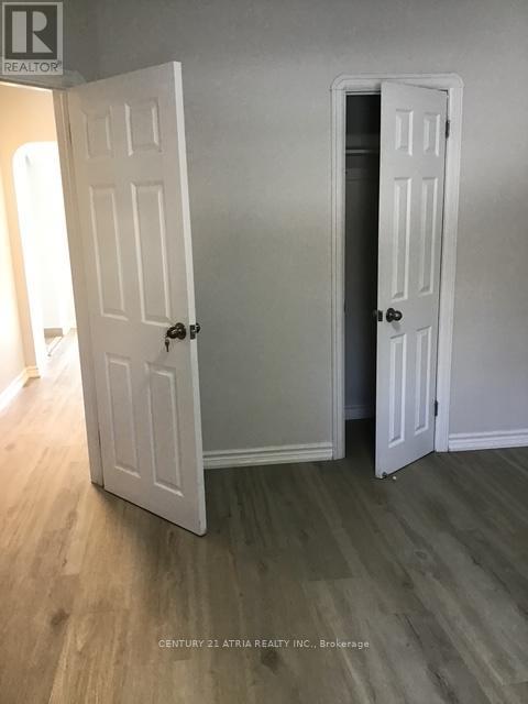 76 Holmstead Avenue, Toronto, Ontario  M4B 1T2 - Photo 11 - E12687044