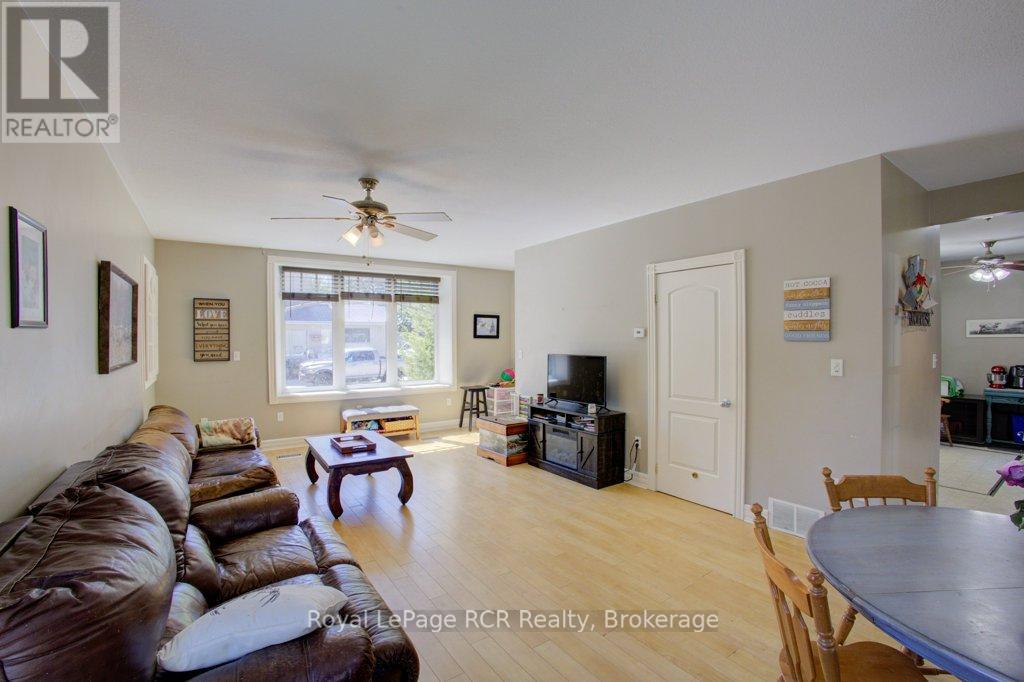 392047 Grey Rd 109 Road, Southgate, Ontario  N0G 2A0 - Photo 9 - X12689472