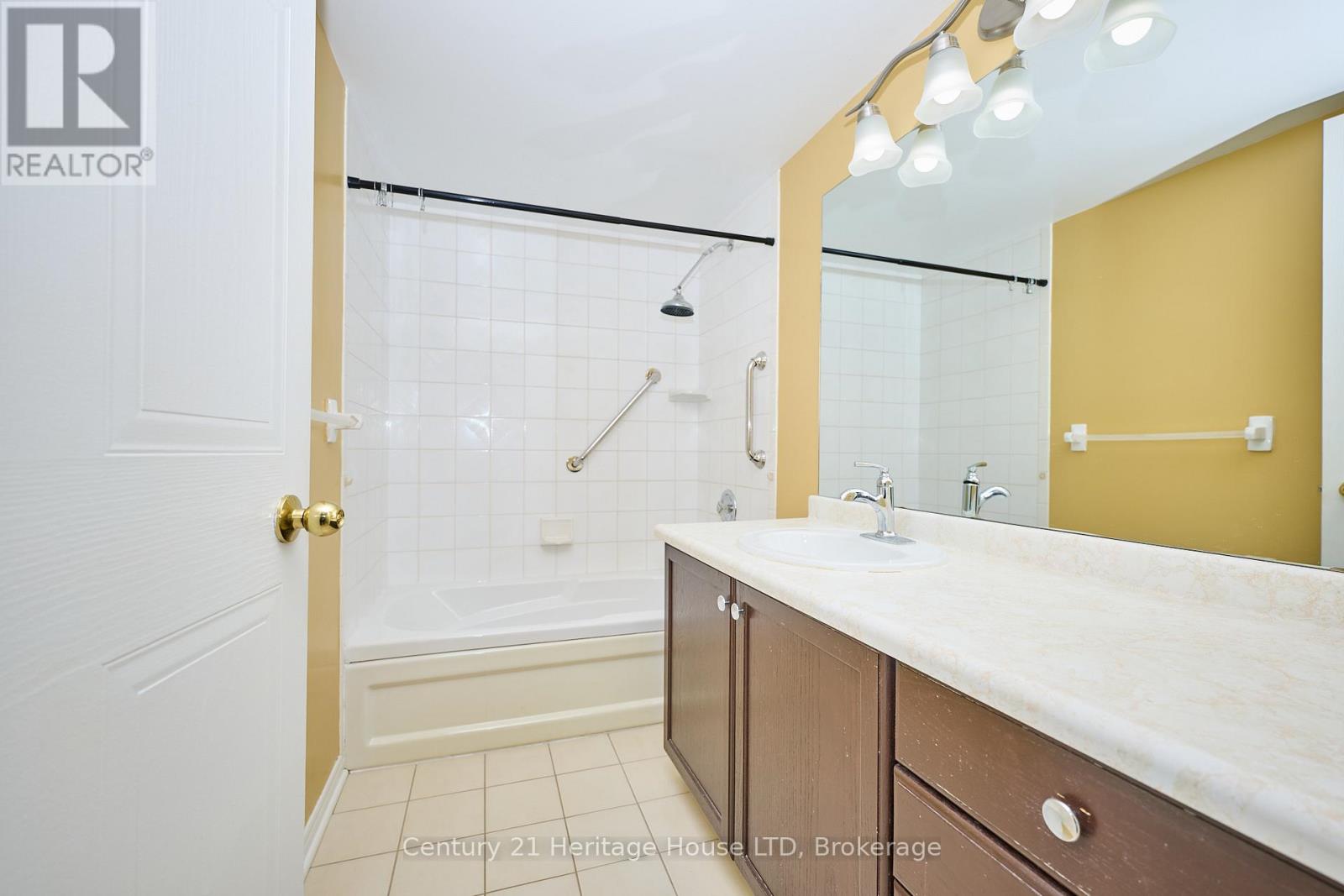 307 - 5100 Dorchester Road, Niagara Falls, Ontario  L2E 7H4 - Photo 16 - X12689504