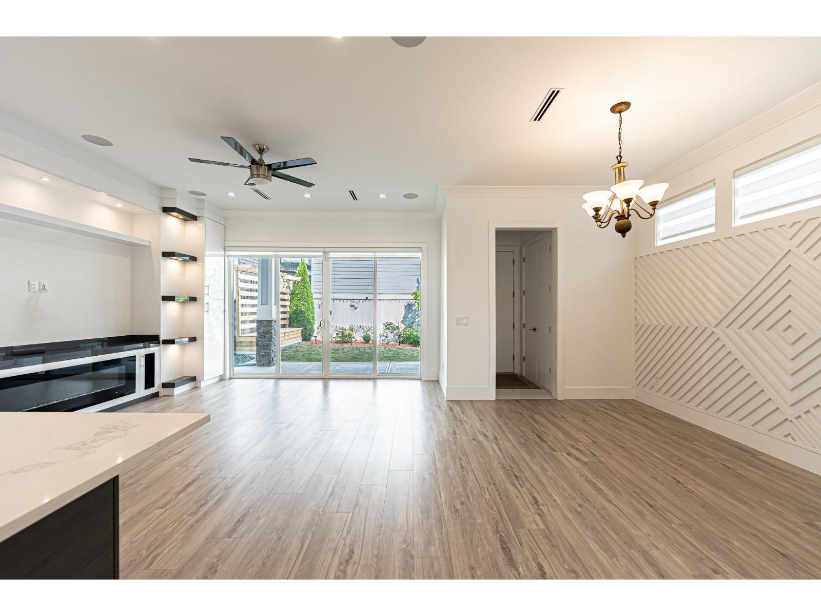 16737 16th Avenue, Surrey, British Columbia  V3Z 0T3 - Photo 10 - R3078640