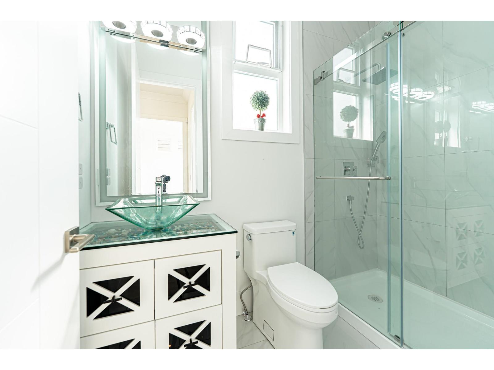 16737 16th Avenue, Surrey, British Columbia  V3Z 0T3 - Photo 17 - R3078640