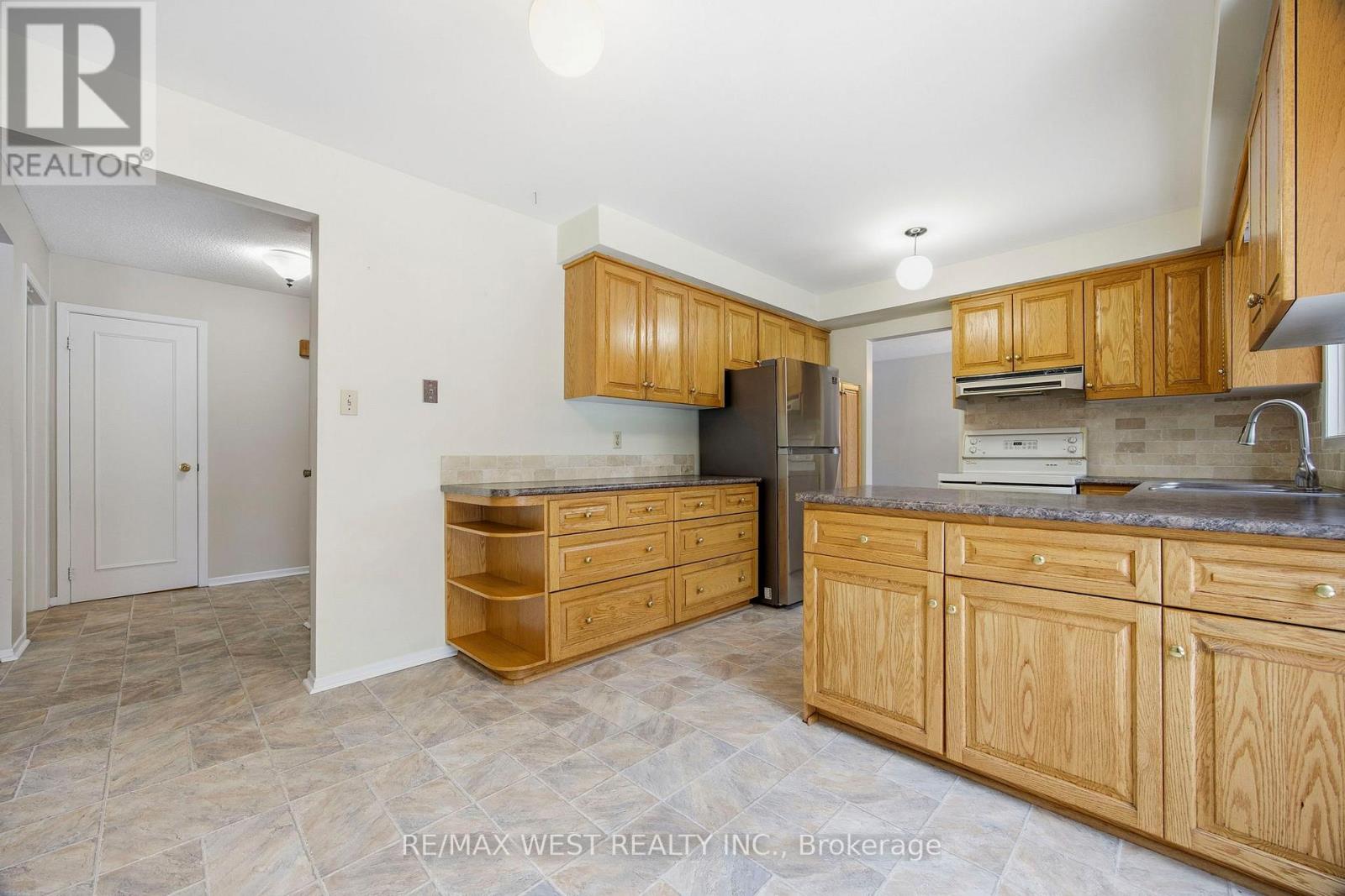 7350 Bendigo Circle, Mississauga, Ontario  L5N 1Z5 - Photo 14 - W12689160