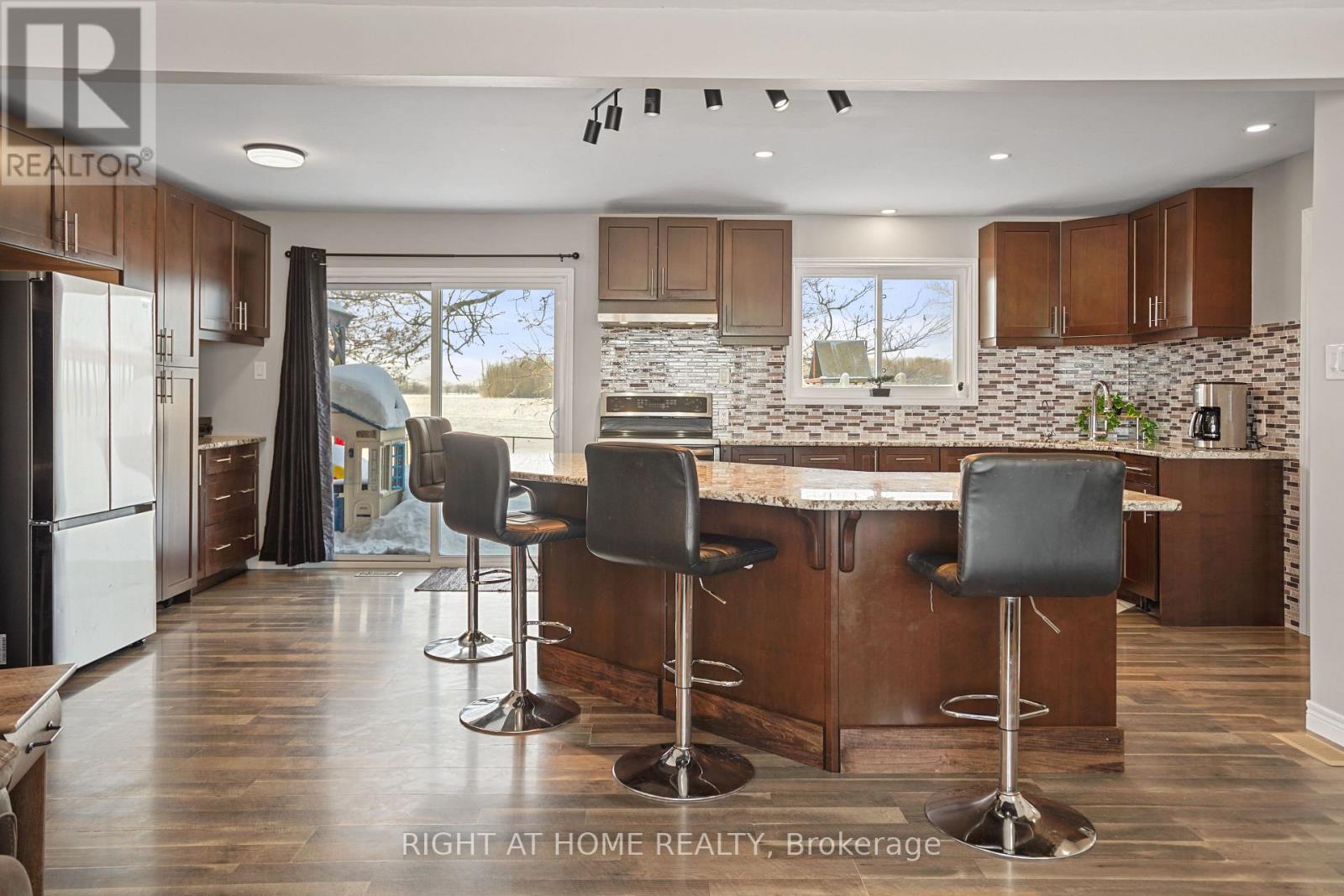 4021 Line 56 Line, Perth East, Ontario  N0K 1M0 - Photo 14 - X12628264