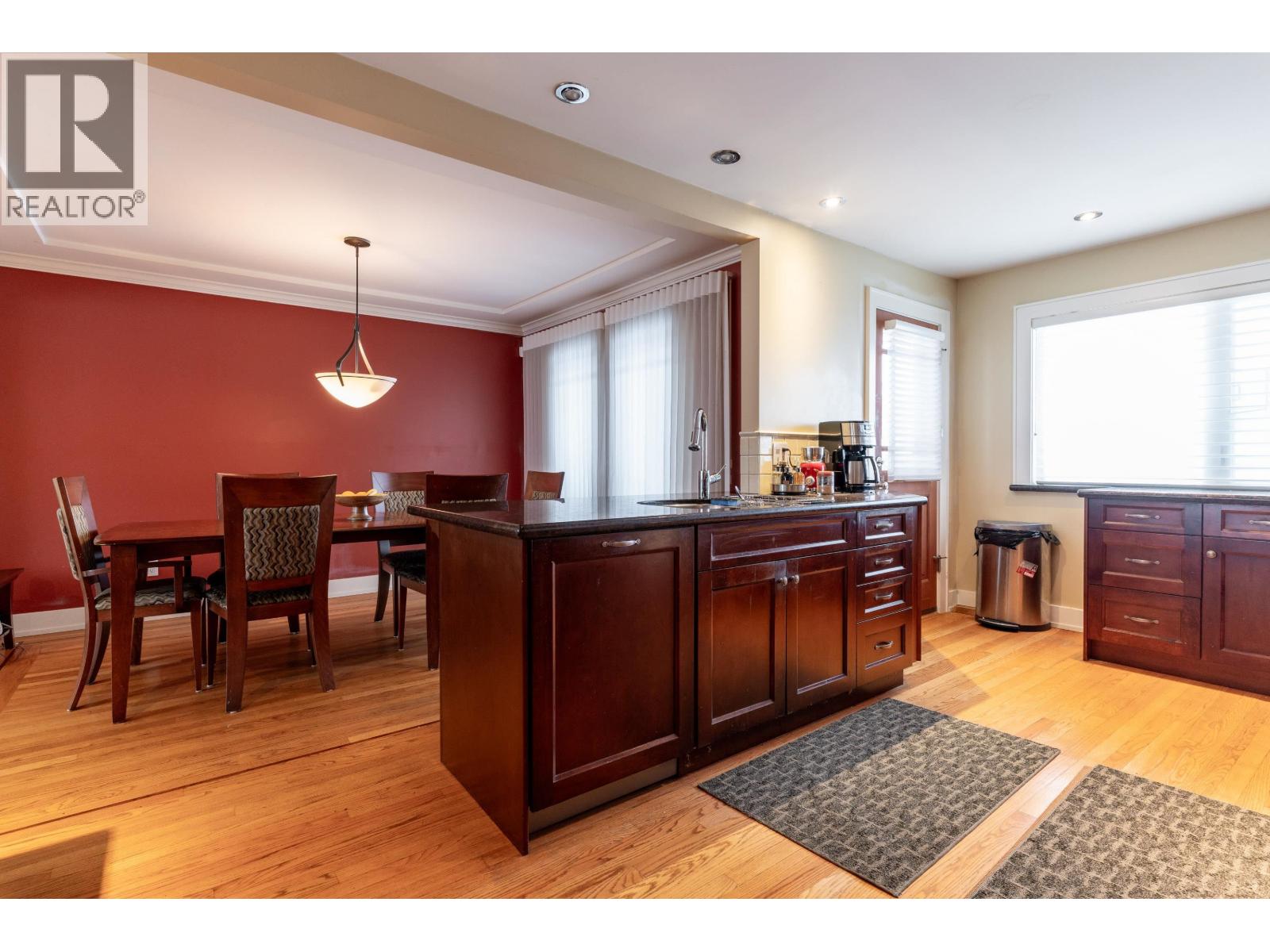 5570 Baillie Street, Vancouver, British Columbia  V5Z 3M8 - Photo 4 - R3078586