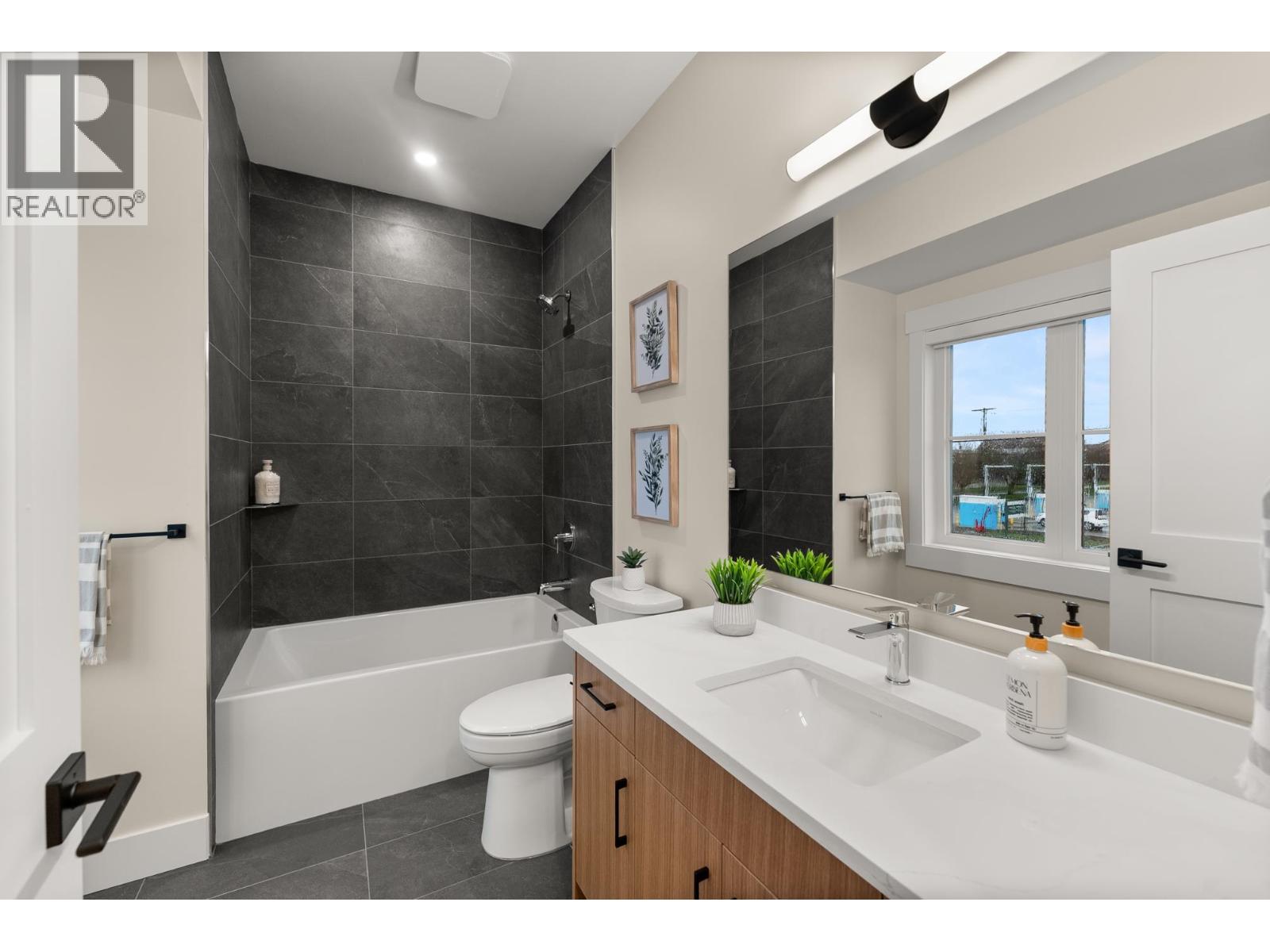 3411 Chatham Street, Richmond, British Columbia V7E 2Y9 - Photo 28 - R3078611