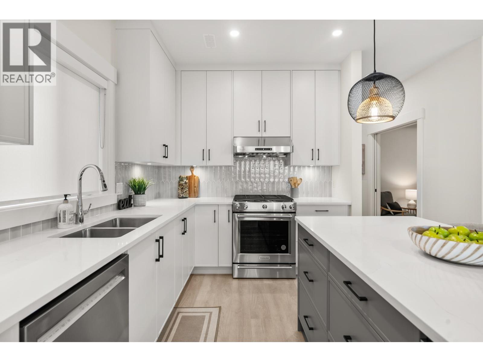 11960 4th Avenue, Richmond, British Columbia V7E 3H8 - Photo 6 - R3078612