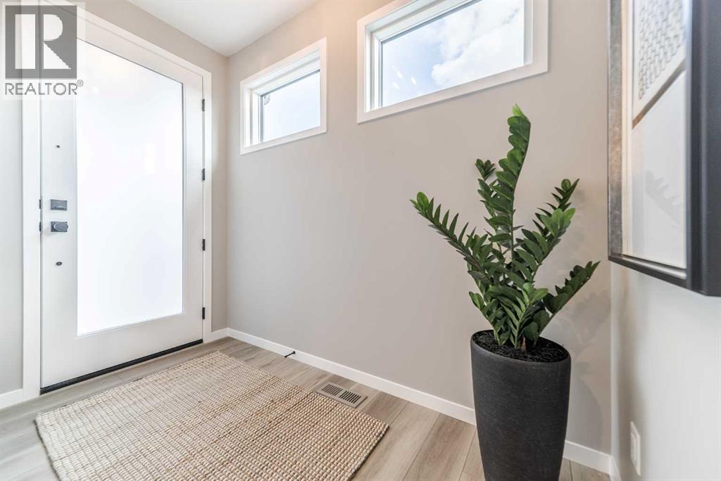 191 Lucas Common Nw, Calgary, Alberta  T3P 2B3 - Photo 8 - A2263852