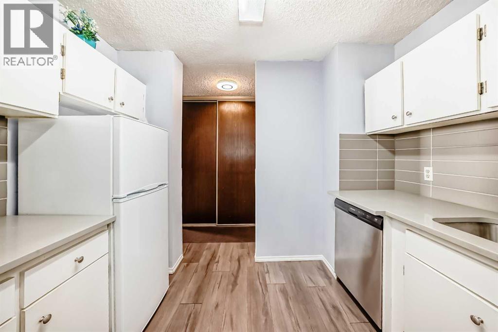 1406, 4944 Dalton Drive Nw, Calgary, Alberta  T3A 2E6 - Photo 12 - A2266616