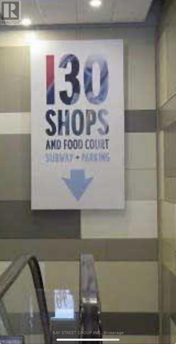 94 - 384 Yonge Street S, Toronto, Ontario  M5B 1S8 - Photo 4 - C12689492