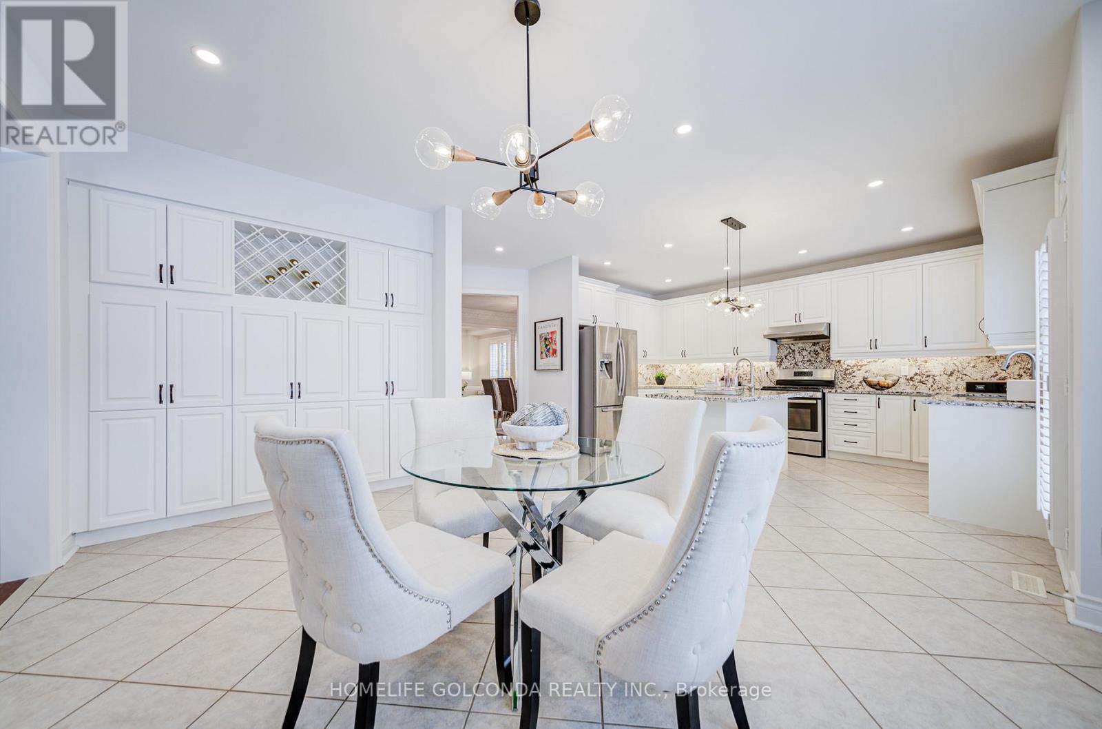 34 Odessa Crescent, Markham, Ontario  L6C 2T3 - Photo 12 - N12689458