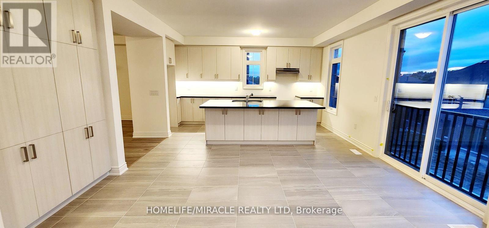 14 Wraggs Road, Bradford West Gwillimbury (Bond Head), Ontario  L3Z 4N1 - Photo 18 - N12689494