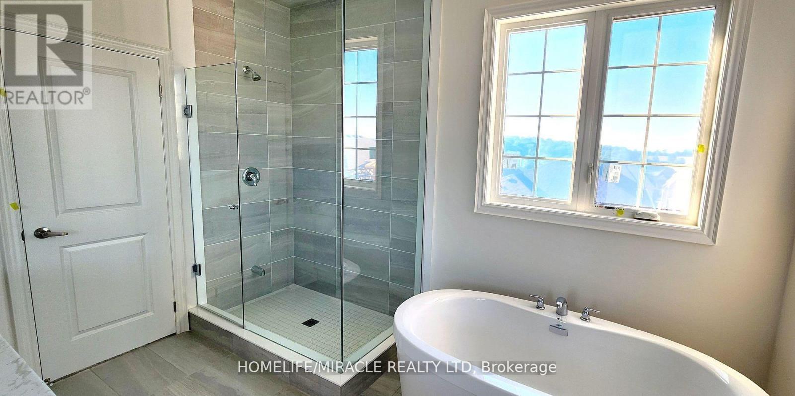 14 Wraggs Road, Bradford West Gwillimbury (Bond Head), Ontario  L3Z 4N1 - Photo 35 - N12689494