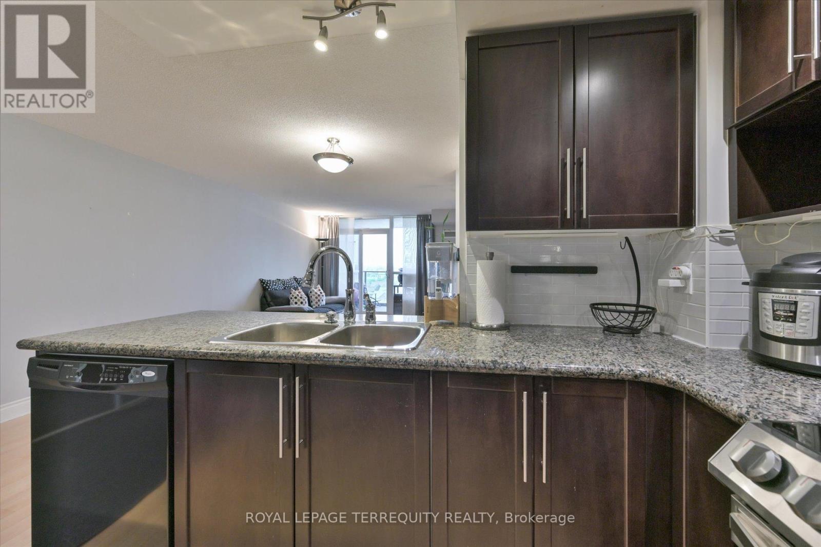 1287 - 23 Cox Boulevard, Markham, Ontario  L3R 7Z9 - Photo 10 - N12689506